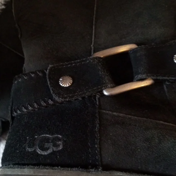 UGG Women's Black Shearling Boots 8 - Picture 6 of 8